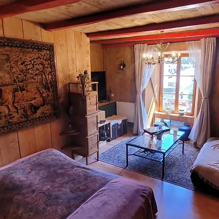 Le Relais De L'abelan Homestay